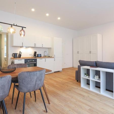 Neue 2-Zi-Apartment 15 Min Entfernung Zum Hbf Und Brandenburger Tor Berlin Eksteriør bilde